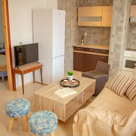 Apartment Elia *